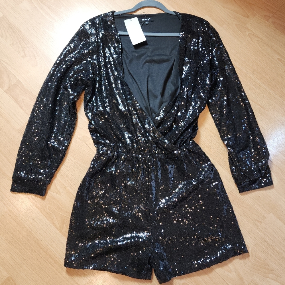 NWT Hancy Black Sequin Romper Long Sleeve Surplice Elastic Waist Stretch XL